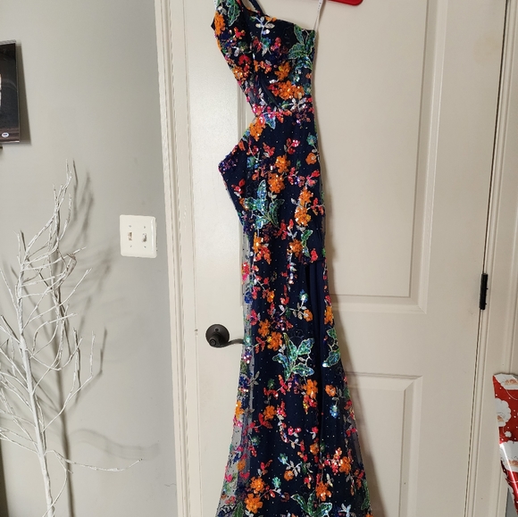 Couture Prom Dress JASZ - Picture 9 of 16